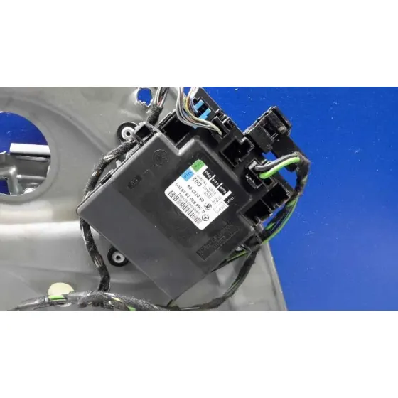 Elevalunas Delantero Izquierdo para Mercedes-Benz Clase B (W245)
