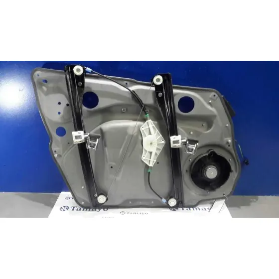 Elevalunas Delantero Derecho para Mercedes-Benz Clase B (W245)