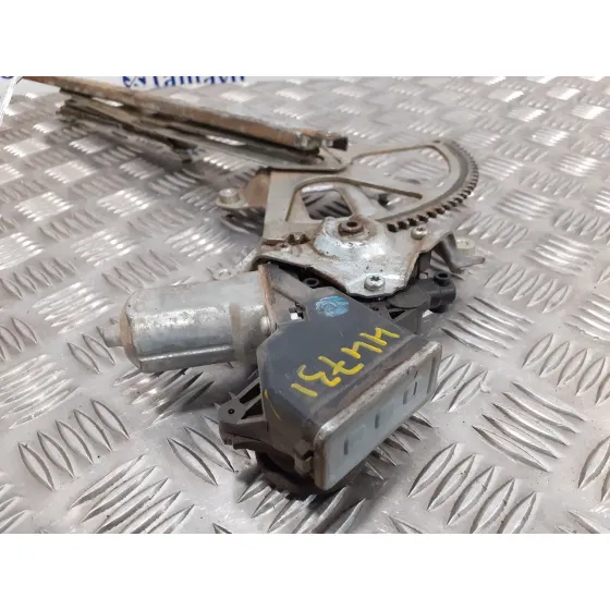 Elevalunas Delantero Izquierdo para Toyota Rav 4 (A3)