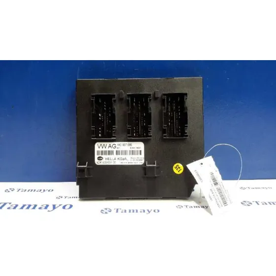 Caja Reles / Fusibles para Skoda Octavia Berlina (1Z3)