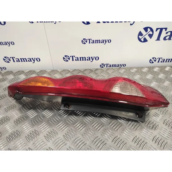 Piloto Trasero Derecho para Nissan Note (E11E)