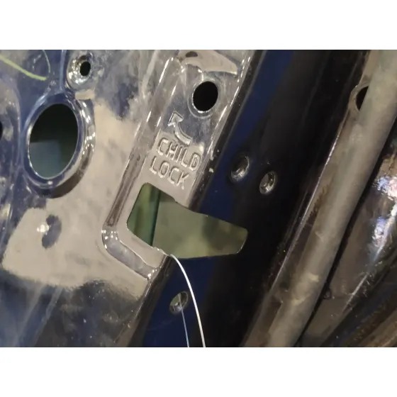 Puerta Trasera Derecha para Volvo V50 Familiar