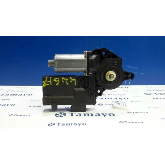 Motor Elevalunas Delantero Derecho para Peugeot 307 (S1)