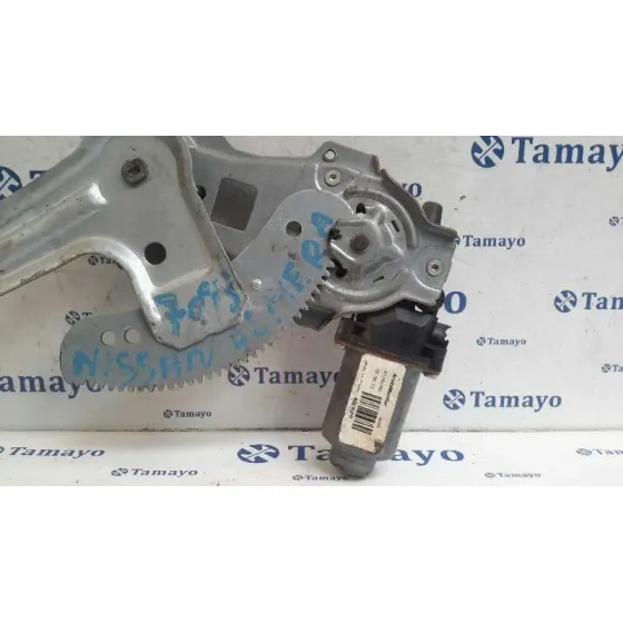 Elevalunas Trasero Derecho para Nissan Almera (N16/E)
