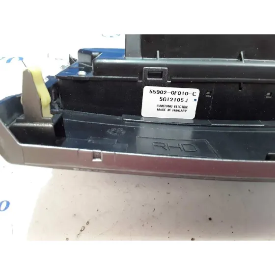 Mando Climatizador para Toyota Corolla Verso (R1)