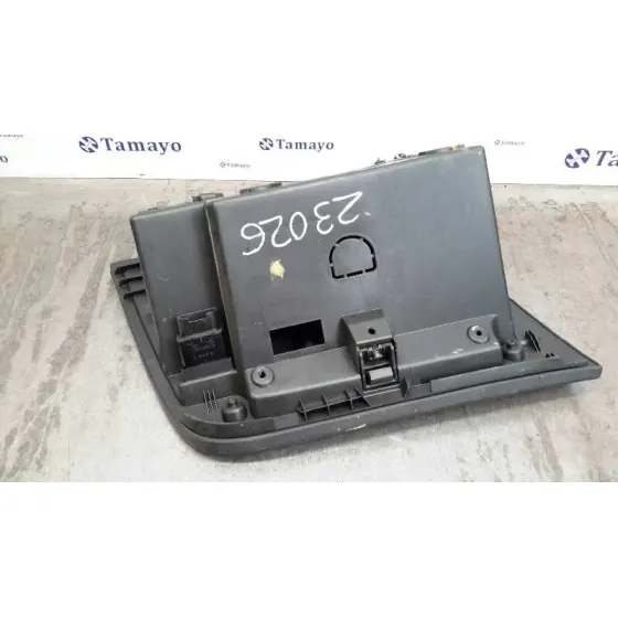 Guantera para Seat Leon (1P1)