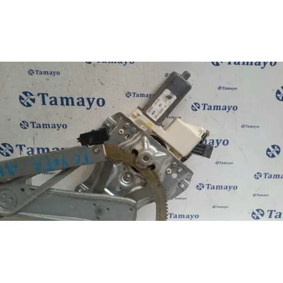 Elevalunas Delantero Derecho para Toyota Avensis Berlina (T25)
