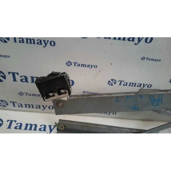 Elevalunas Delantero Derecho para Toyota Avensis Berlina (T25)