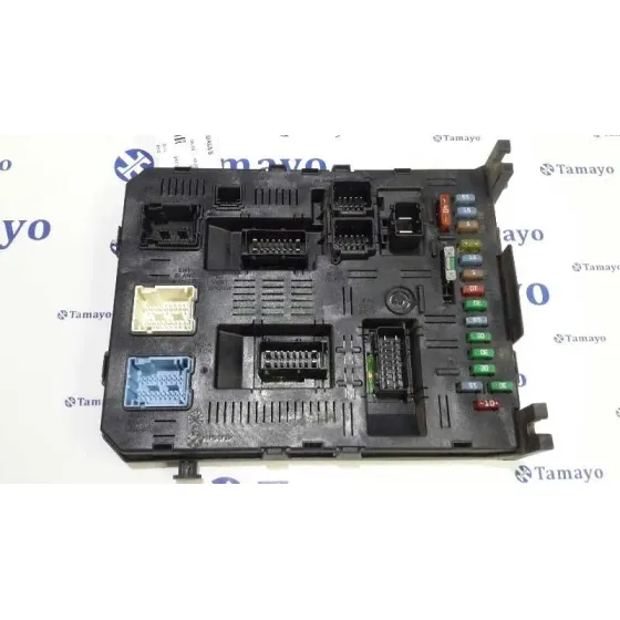 Caja Reles / Fusibles para Citroën C4 Berlina