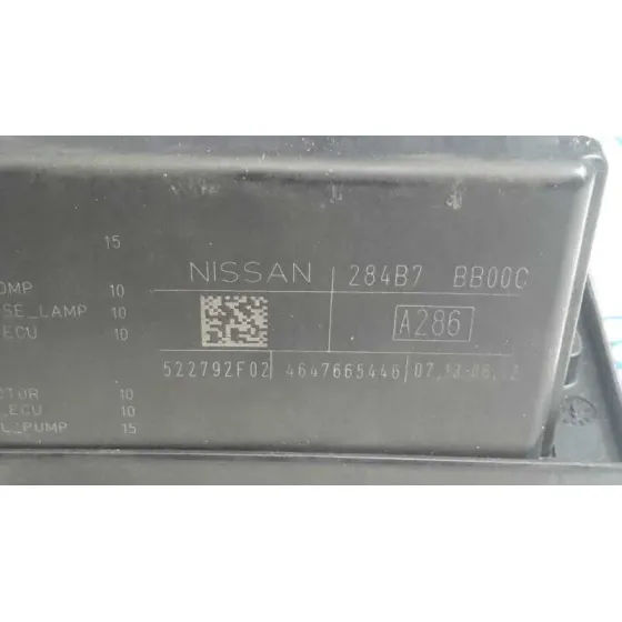 Caja Reles / Fusibles para Nissan Qashqai (J10)