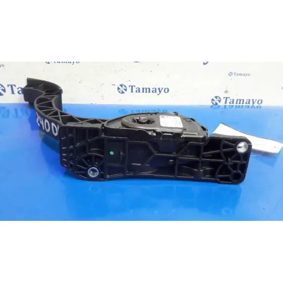 Pedal Acelerador para Mazda 3 Lim. (Bl)