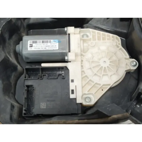 Elevalunas Delantero Derecho para Seat Leon (1P1)