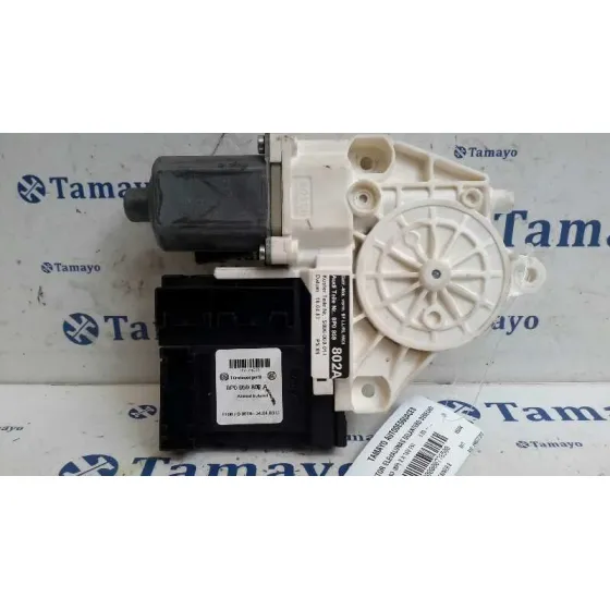 Motor Elevalunas Delantero Derecho para Audi A3 (8P)