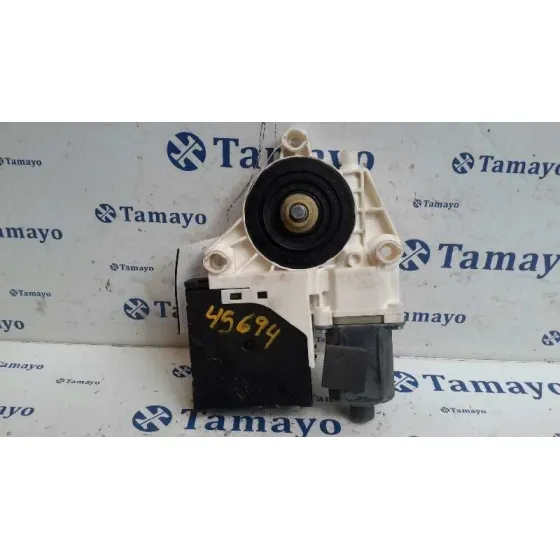 Motor Elevalunas Delantero Derecho para Audi A3 (8P)