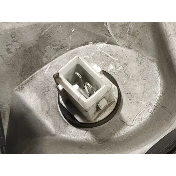 Faro Izquierdo para Renault Trafic Caja Cerrada (Ab 4.01)