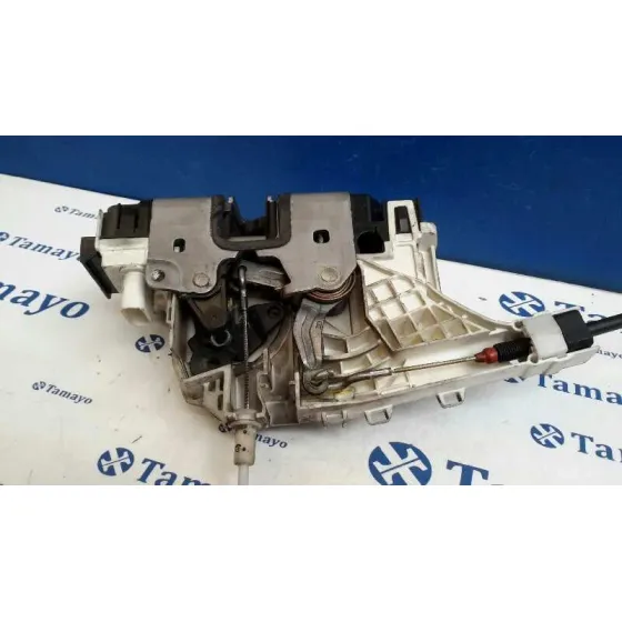 Cerradura Puerta Delantera Derecha para Volkswagen Crafter Caja Cerrada