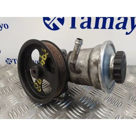 Bomba Direccion para Toyota Avensis Wagon (T25)