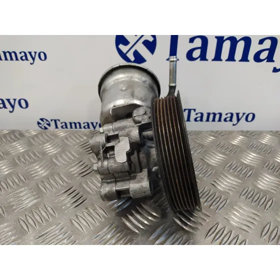 Bomba Direccion para Toyota Avensis Wagon (T25)