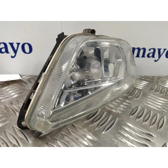 Faro Antiniebla Derecho para Ford Focus Berlina (Cak)