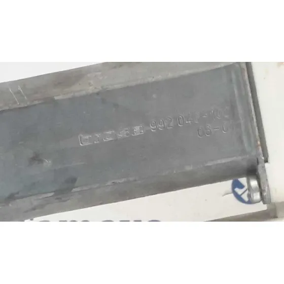 Elevalunas Delantero Derecho para Toyota Avensis Wagon (T25)