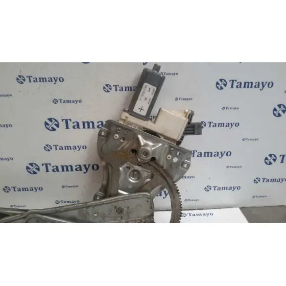 Elevalunas Delantero Derecho para Toyota Avensis Wagon (T25)