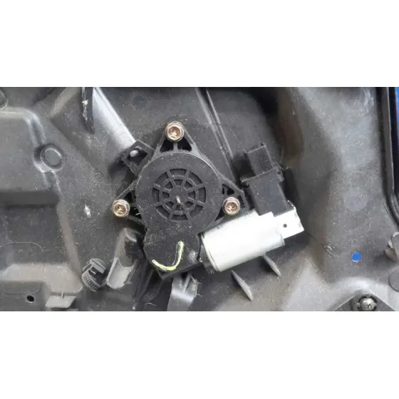 Elevalunas Delantero Izquierdo para Mazda 6 Berlina (Gg)