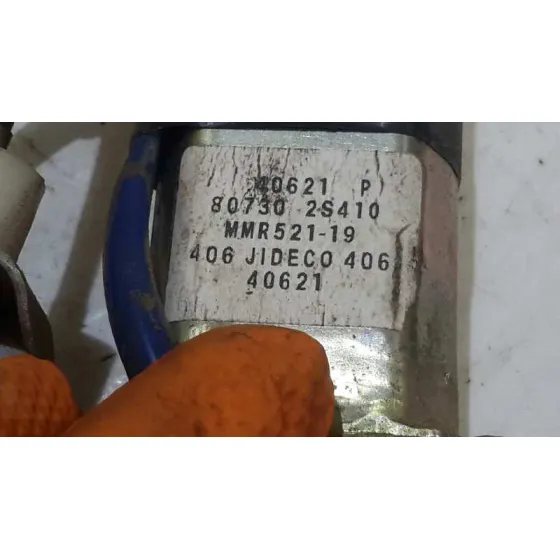 Elevalunas Delantero Derecho para Nissan Pick-Up (D22)