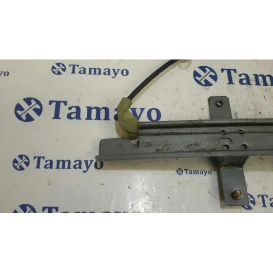 Elevalunas Delantero Derecho para Nissan Almera Tino (V10M)