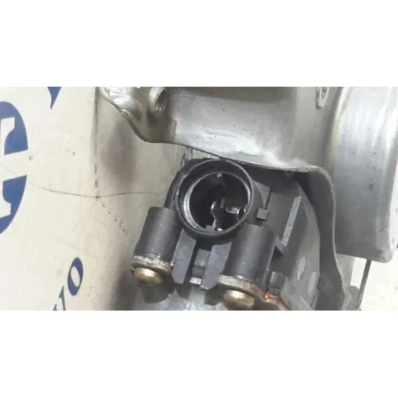 Elevalunas Delantero Derecho para Nissan Almera Tino (V10M)