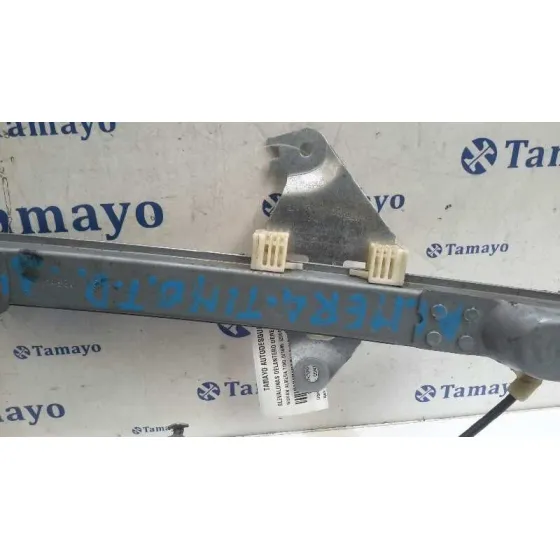 Elevalunas Delantero Derecho para Nissan Almera Tino (V10M)