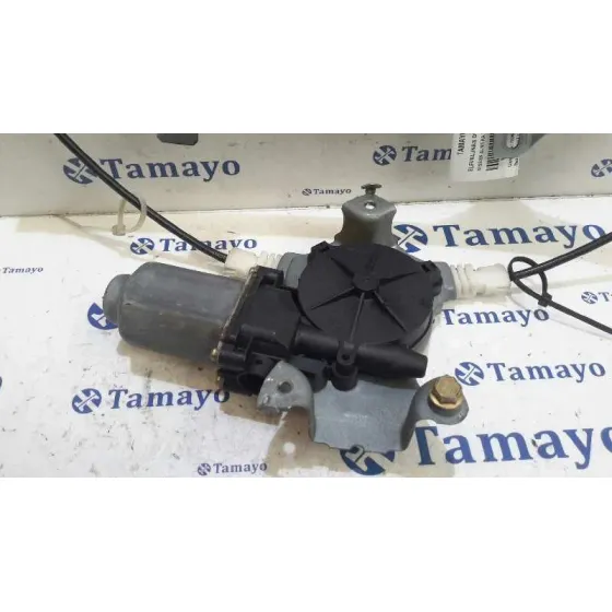 Elevalunas Delantero Derecho para Nissan Almera Tino (V10M)