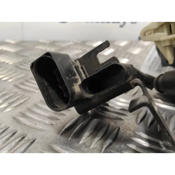 Faro Derecho para Volkswagen Polo Berlina (6N2)