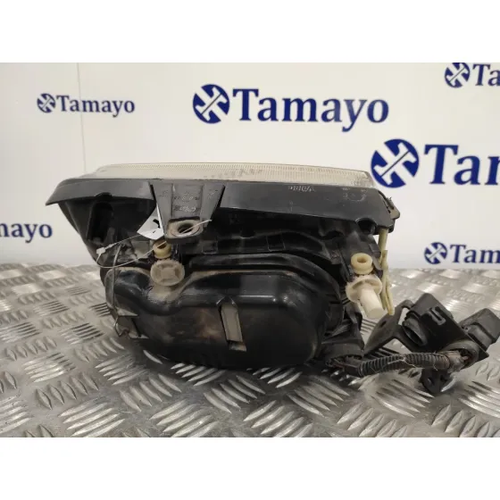 Faro Derecho para Volkswagen Polo Berlina (6N2)