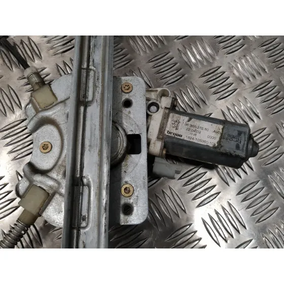 Elevalunas Delantero Derecho para Peugeot 206 Cc