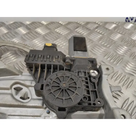 Elevalunas Delantero Derecho para Opel Astra H Ber.