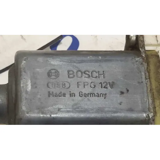 Elevalunas Delantero Izquierdo para Nissan Micra (K12E)