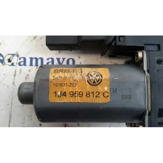 Motor Elevalunas Trasero Derecho para Volkswagen Bora Berlina (1J2)