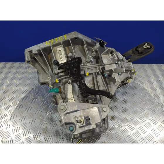 Caja Cambios para Nissan Pulsar (C13)