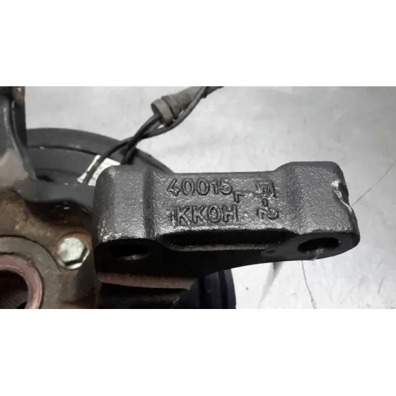 Mangueta Delantera Izquierda para Nissan Pulsar (C13)