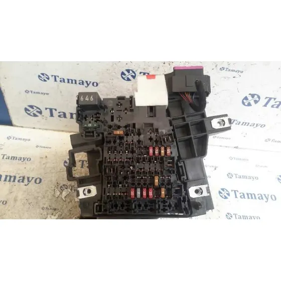 Caja Reles / Fusibles para Volkswagen Golf Vii Lim. (5G1)
