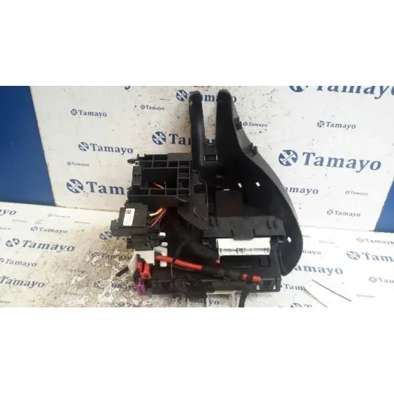 Caja Reles / Fusibles para Volkswagen Golf Vii Lim. (5G1)