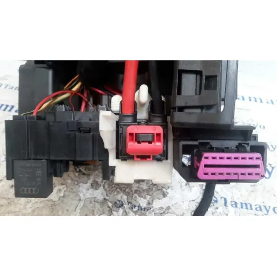 Caja Reles / Fusibles para Volkswagen Golf Vii Lim. (5G1)