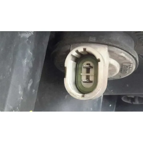 Faro Derecho para Nissan Kubistar (X76)
