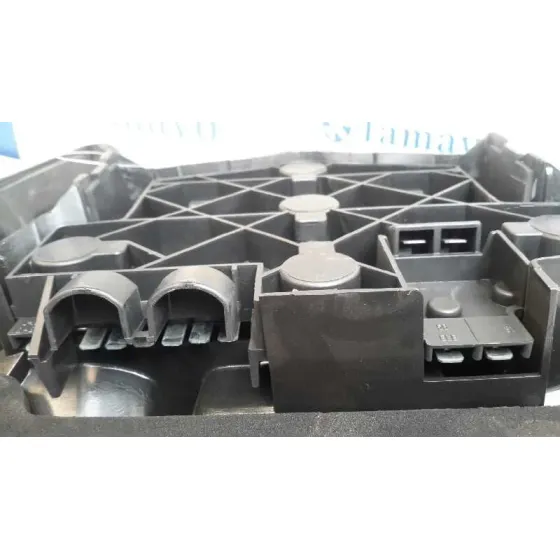 Piloto Trasero Derecho para Volkswagen Jetta (161/163)