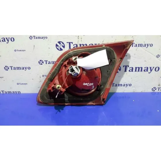 Piloto Trasero Izquierdo para Mazda 3 Berlina (Bk)