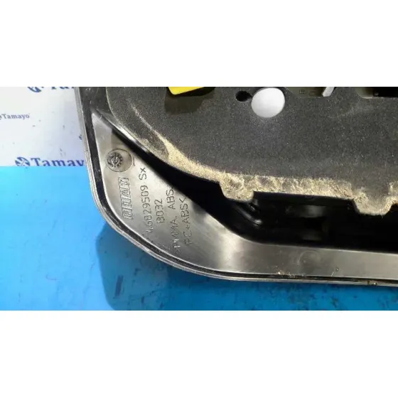 Piloto Trasero Izquierdo para Fiat Idea (135)