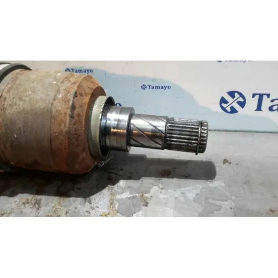Transmision Delantera Izquierda para Nissan Almera Tino (V10M)