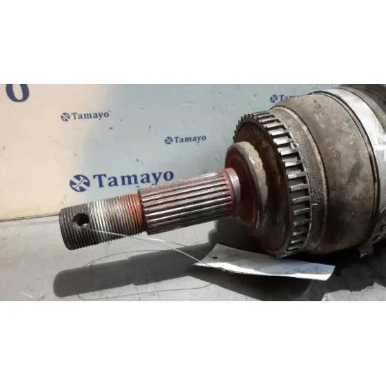 Transmision Delantera Izquierda para Nissan Almera Tino (V10M)