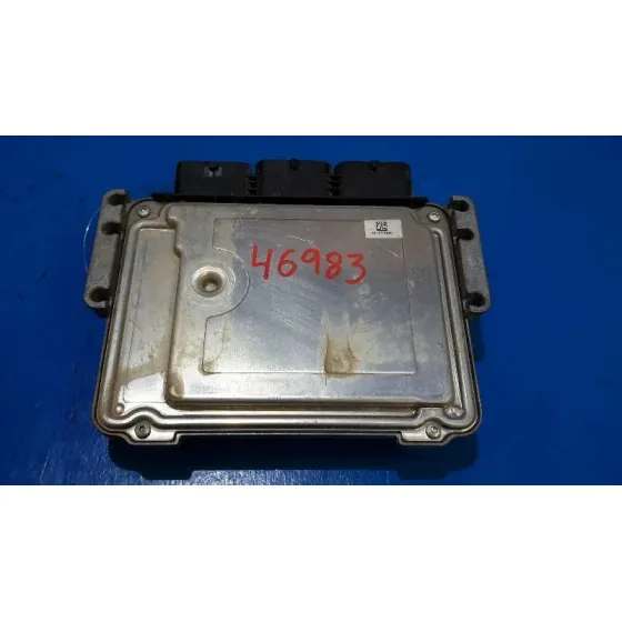 Centralita Motor Uce para Ford Fiesta (Cb1)
