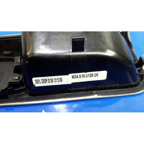 Mando Elevalunas Delantero Derecho para Volvo C30